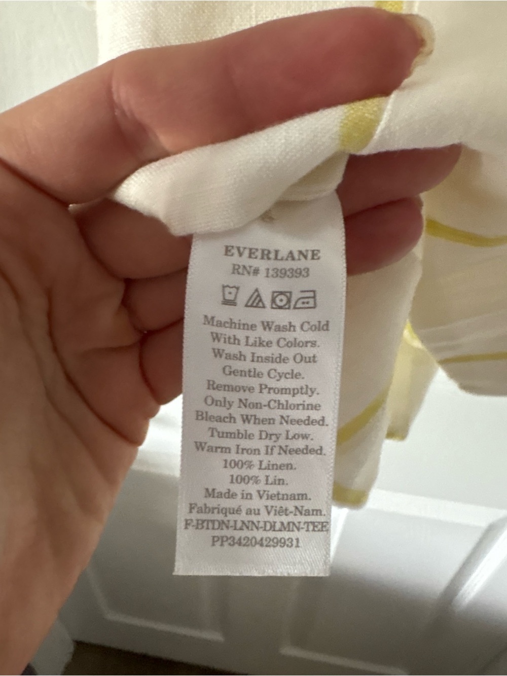 Everlane White Linen Short-Sleeve Top with Yellow Windowpane Size 2 - Picture 5 of 6